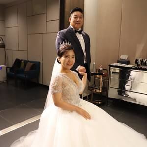 Meet your Posher, Dy